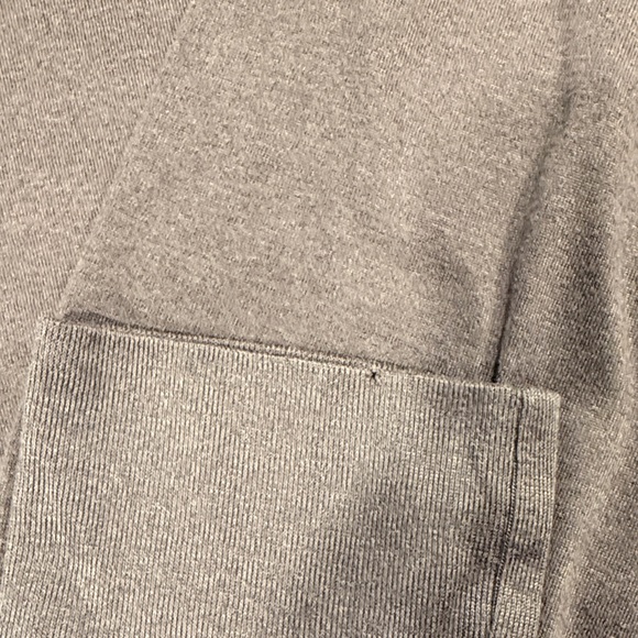 Vuori Women's Long Sleeve Tee in Gray - Picture 4 of 5